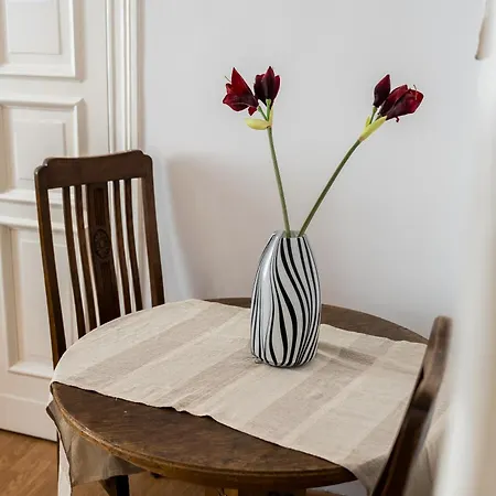 Appartement Kwiatowa Standard By Bookinghost *