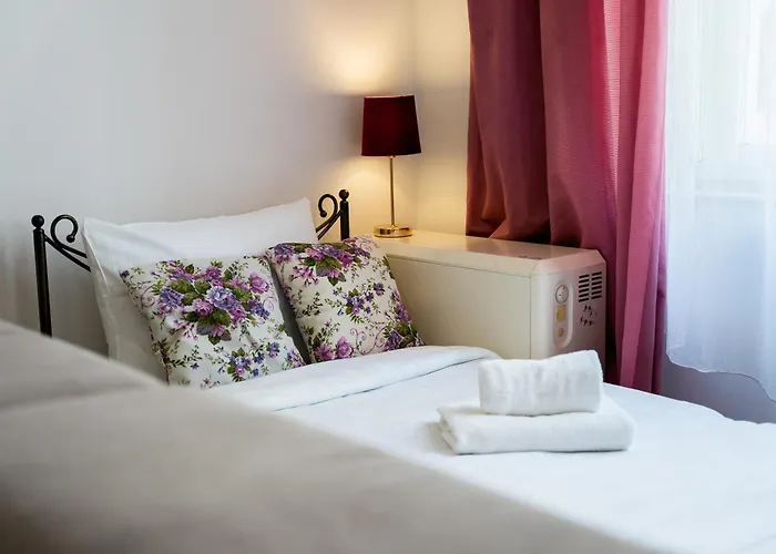 Kwiatowa Standard By Bookinghost Apartment