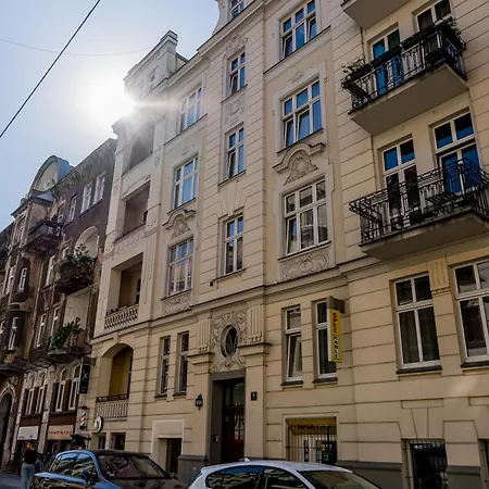 Kwiatowa Standard By Bookinghost Апартаменти