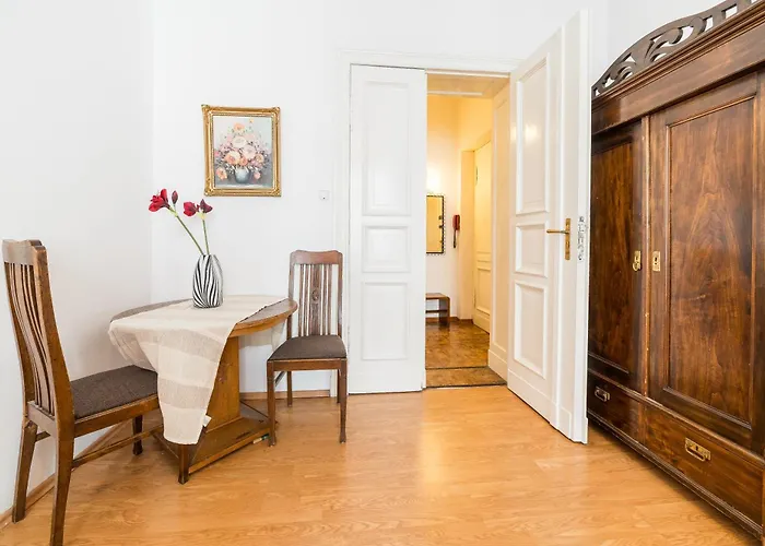 Kwiatowa Standard By Bookinghost Apartment Poznan