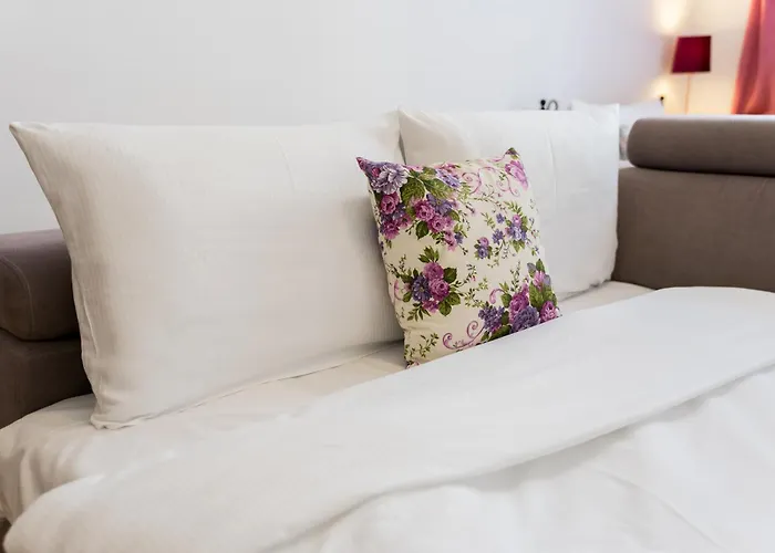 Kwiatowa Standard By Bookinghost Апартаменти *